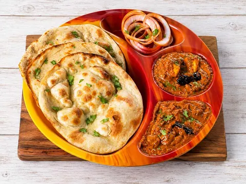 Kadhai Paneer with Tandoori Roti — Ganesham Fast Food